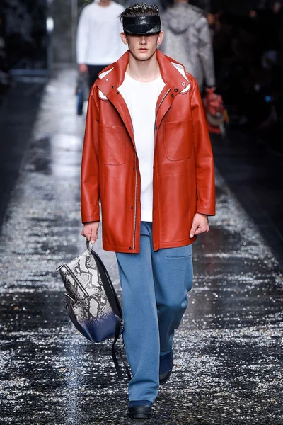 Look 20